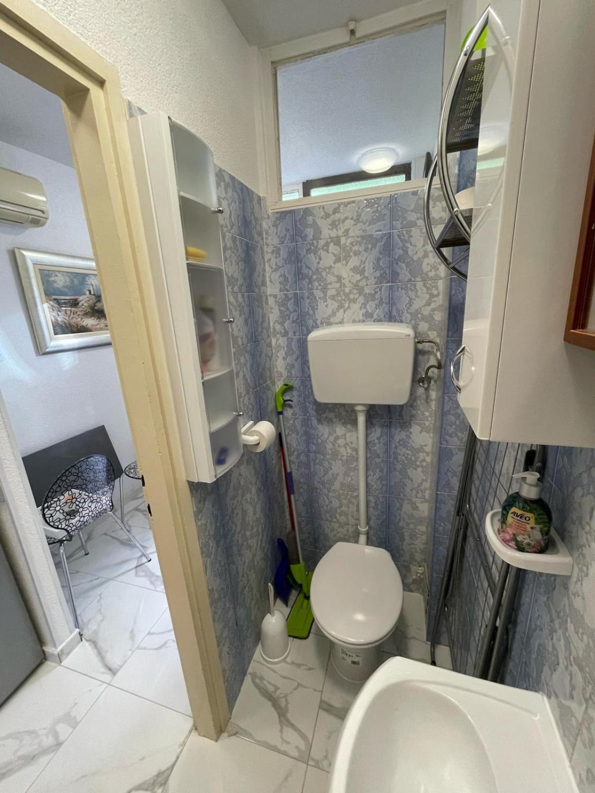 Morska Postelja - Sea Bed Apartment Omis Bagian luar foto