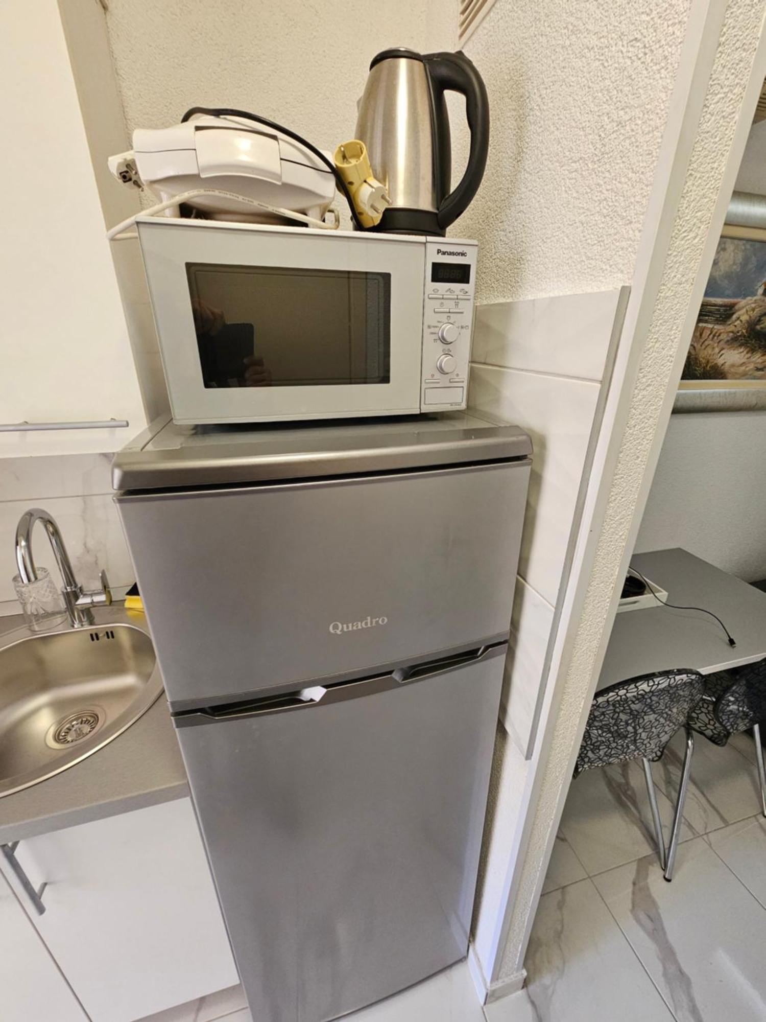 Morska Postelja - Sea Bed Apartment Omis Bagian luar foto