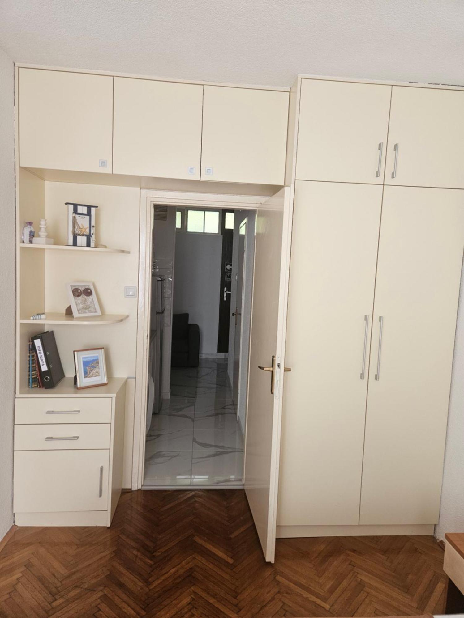 Morska Postelja - Sea Bed Apartment Omis Bagian luar foto